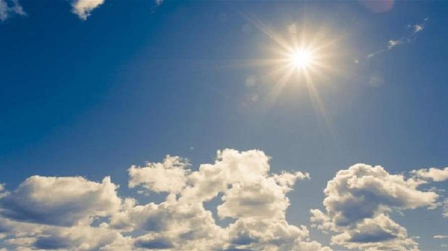 طقس لبنان: احتمال أمطار رعديّة وعودة للاستقرار التدريجيّ