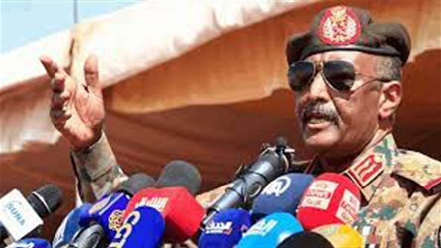 البرهان يصدر مرسوما دستوريا بحل قوات الدعم السريع في السودان