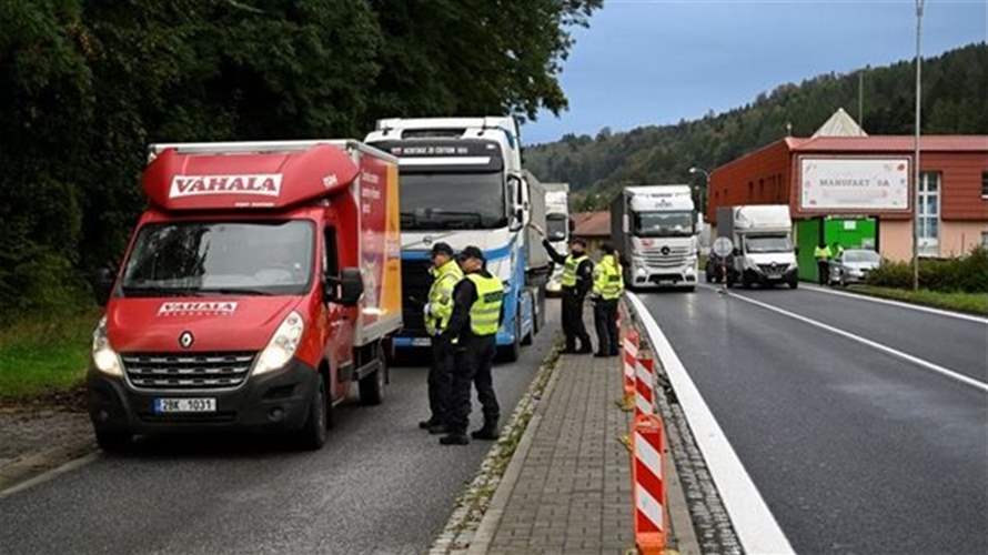 بولندا تعيد العمل بالتفتيش الحدودي لمكافحة الهجرة السرية من سلوفاكيا