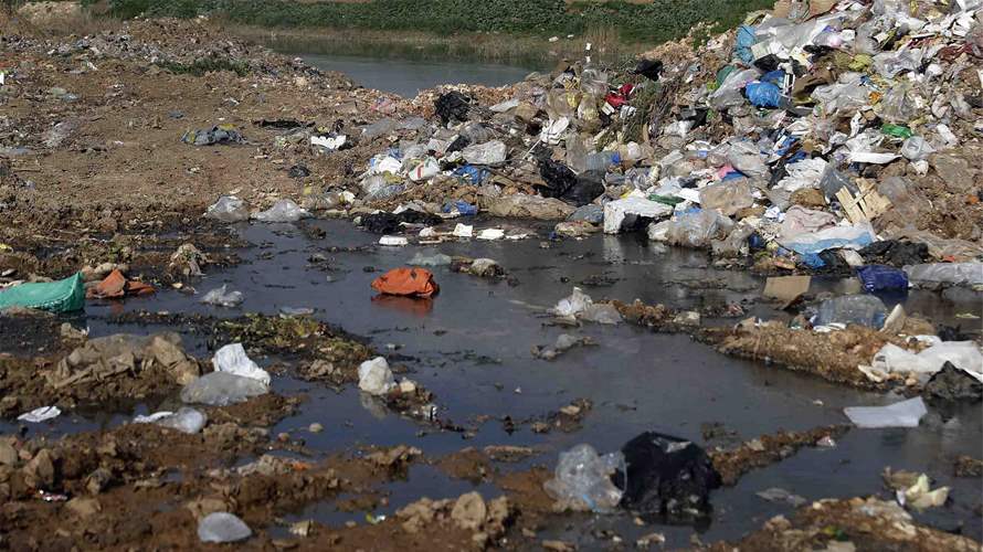 Environmental crisis: Trash accumulates in the rivers and streets of Lebanon