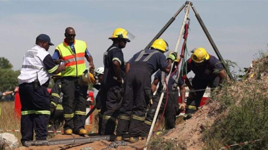 Three Dead and 18 Missing After Collapse of Illegal Gold Mine in Zimbabwe