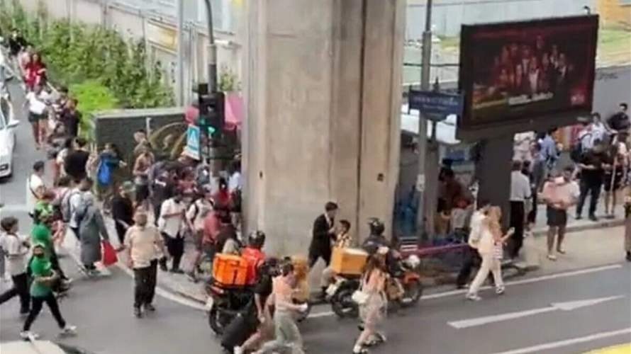 Gunfire reported at a major shopping center in Bangkok 