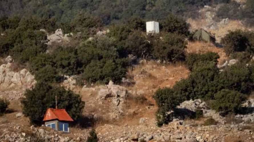 حزب الله أعاد نصب الخيمة التي تم قصفها صباحا 