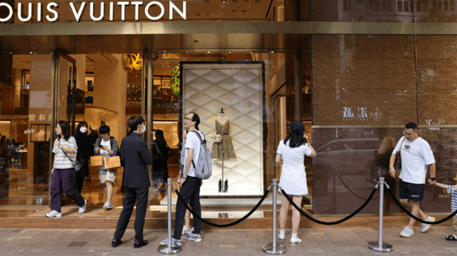 العرض الثاني لأزياء "لوي فويتون" من تصميم فاريل وليامز يقام في هونغ كونغ