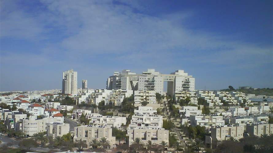 Al Jazeera: Sirens sound in the Modi'in area between Jerusalem and Tel Aviv in central Israel