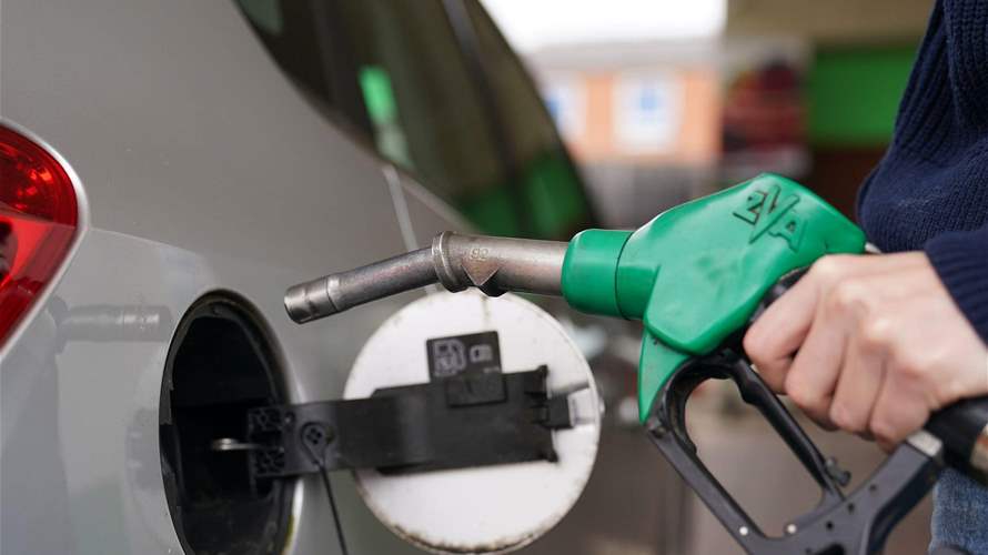 Lebanon's fuel prices decrease again