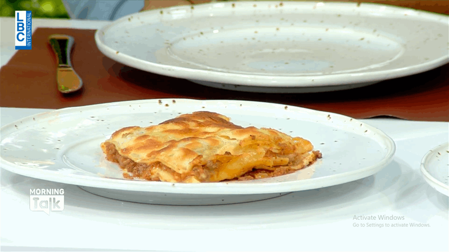 وصفة يعشقها الكثيرون... إليكم طبق "Lasagna Bolognese" على طريقة الشيف حنا طويل (فيديو)