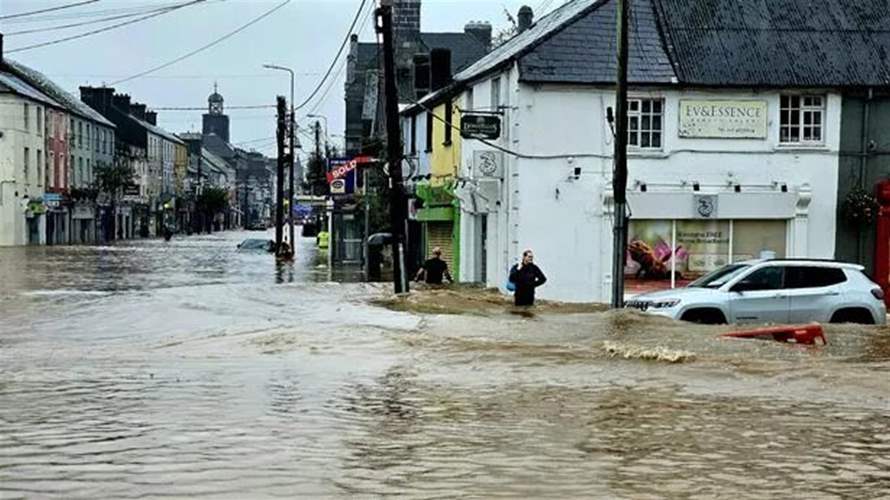 المياه غمرت أكثر من 1250 عقاراً... أضرار كبيرة تسببت بها عاصفة "بابيت" المرعبة والفيضانات تصل إلى المنازل! (صور)