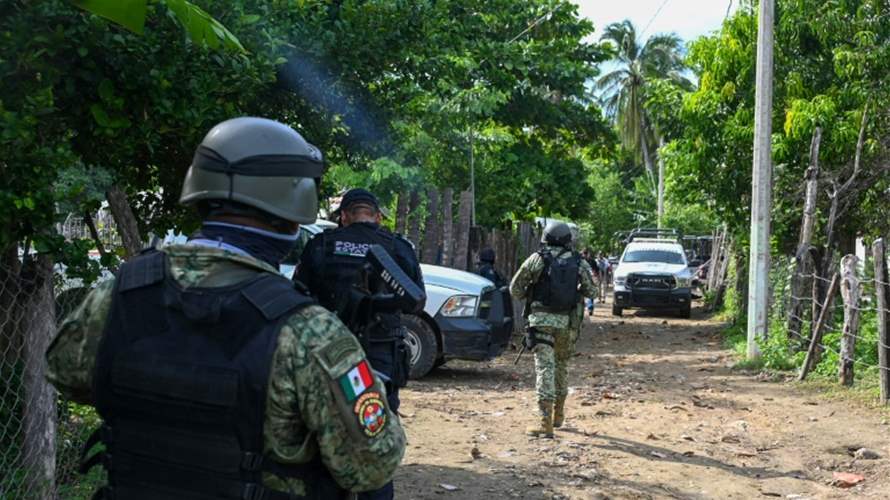مقتل 16 شخصاً بينهم 12 شرطياً في هجومين مسلّحين في جنوب المكسيك