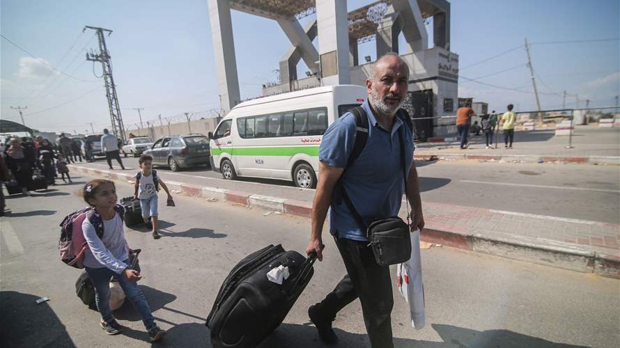 Rafah crossing welcomes new arrivals of foreign passport holders from Gaza