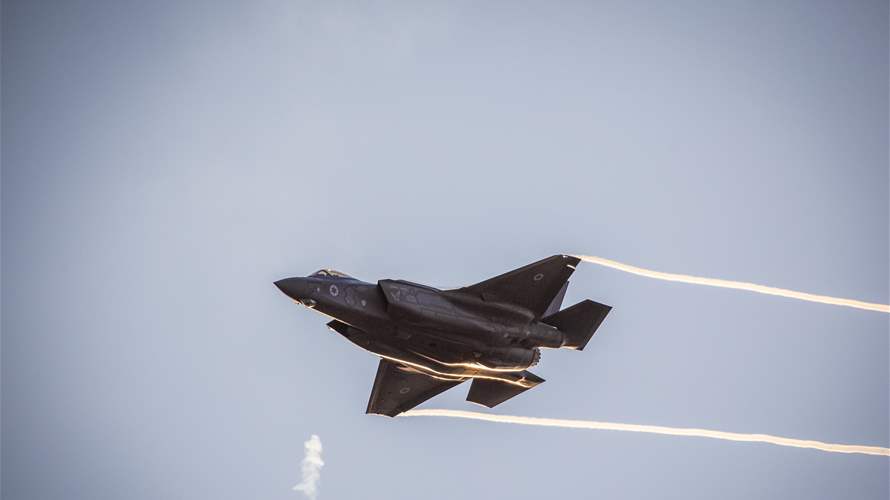 Israeli warplanes fly over Beirut