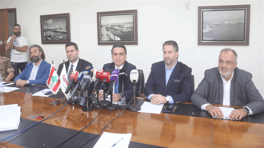 اجتماع وزاري موسع في مرفأ بيروت حول عملية تخزين البضائع