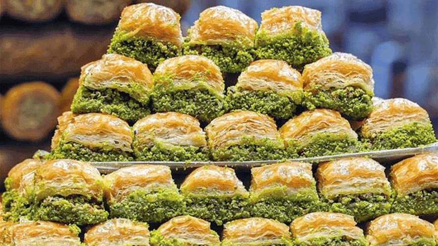 بين تركيا واليونان نزاع حول أصول البقلاوة... في اليوم الوطني لهذه الحلوى اللذيذة: صنعتها سلطانة أم الطباخة "لاوة"؟!