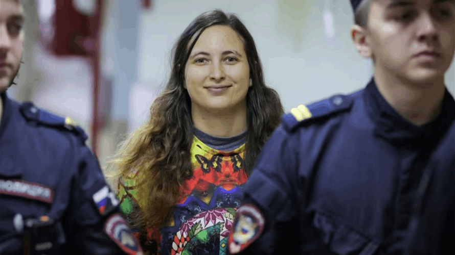 سجن فنانة سبع سنوات في روسيا بسبب ملصقات تندد بحرب أوكرانيا