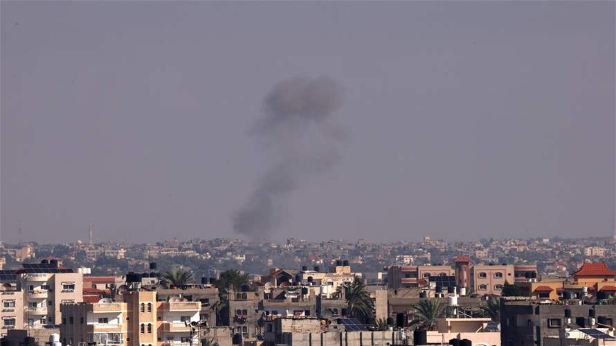 26 قتيلا في ضربة جوية اسرائيلية استهدفت مبنى في خان يونس 