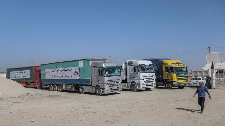 Spokesperson for the Crossings Authority in Gaza: 70 aid trucks entered from the Egyptian side on the second day of the ceasefire