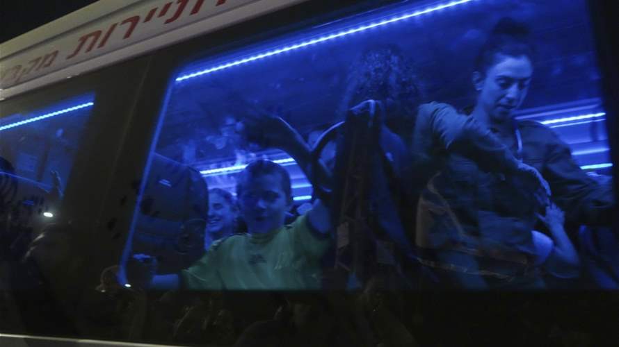 اسرائيل تعلن إطلاق 30 سجينا فلسطينيا مقابل الرهائن المفرج عنهم في غزة