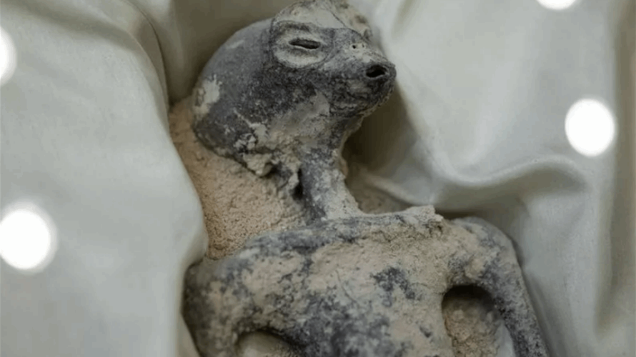 الكائنات الفضائية المكسيكية الغامضة "ليست بشرًا بالتأكيد"... ما تم الكشف عنه سيصدمكم! 