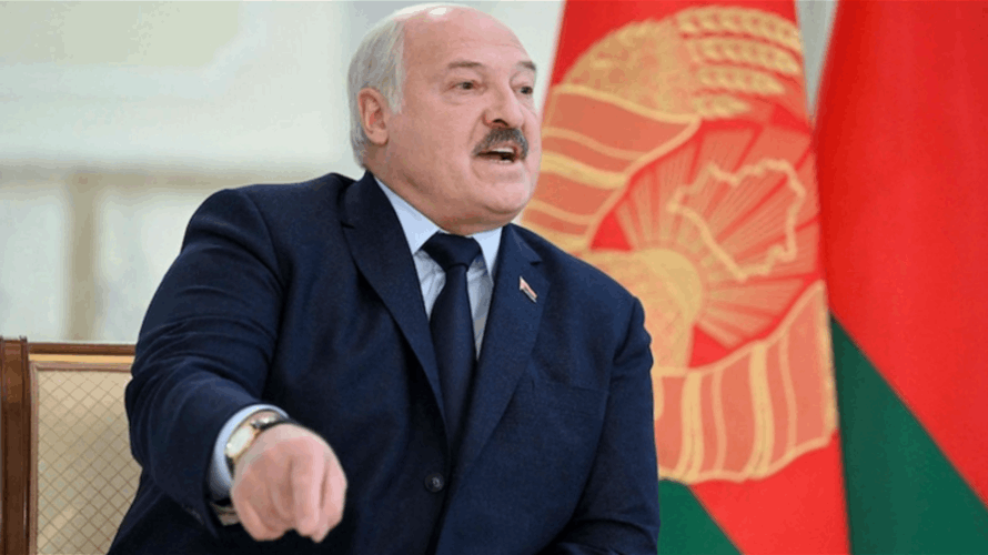 الرئيس البيلاروسي يصل بكين ويلتقي نظيره الصيني الاثنين