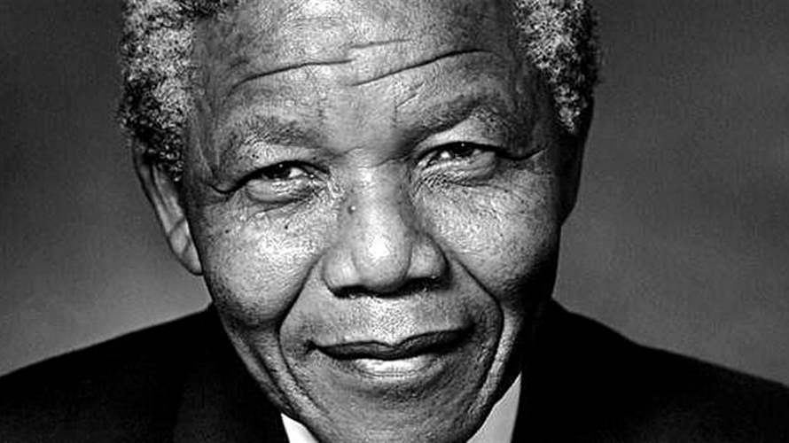 جنوب افريقيا تحيي الذكرى العاشرة لرحيل مانديلا وسط مشاعر متفاوتة