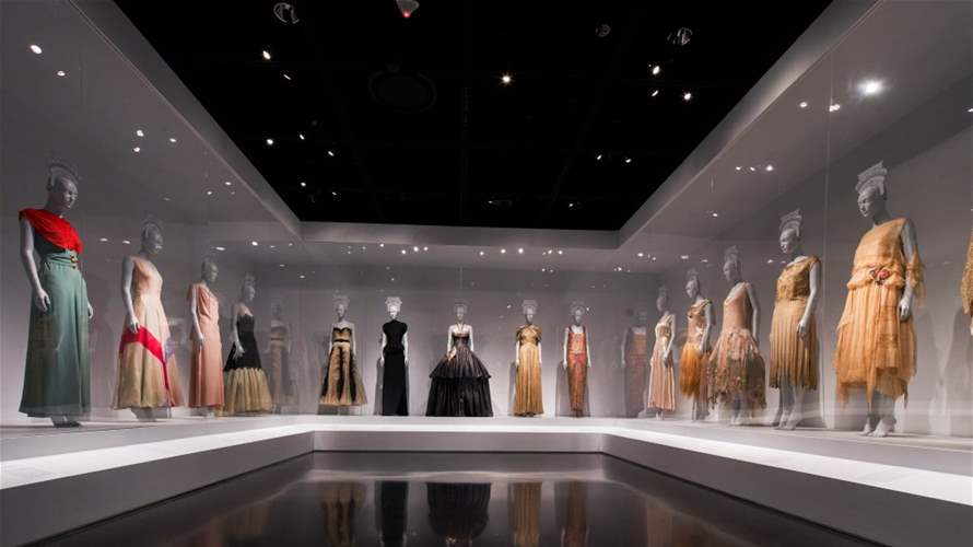 متحف متروبوليتان في نيويورك يسلط الضوء على مصممات عالميات منسيات