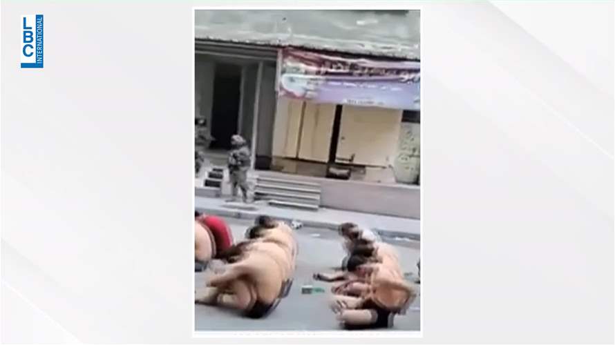 مقاطع فيديو تظهر عشرات المعتقلين الفلسطينيين بملابسهم الداخلية ومعصوبي الأعين 