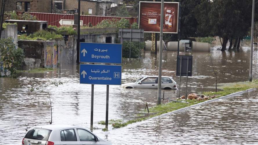 نهر بيروت يفيض من جديد... تدابير سير في محلة الكرنتينا – سوق السمك 