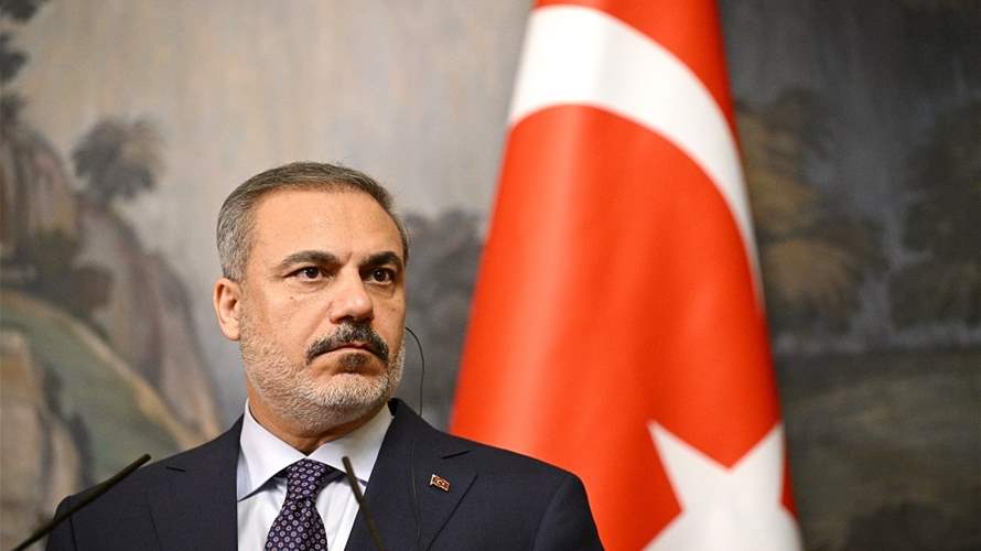 وزير الخارجية التركي أبلغ نظيره البريطاني كاميرون في إسطنبول بالحاجة لوقف فوري لإطلاق النار في غزة