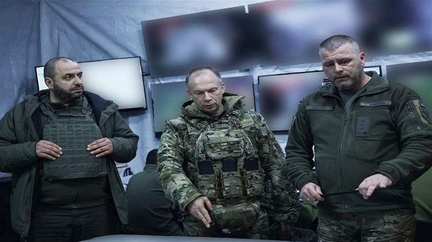 القائد الجديد للجيش الأوكراني يزور المناطق الأكثر سخونة على الجبهة الشرقية: الوضع "معقّد للغاية ومتوتّر"