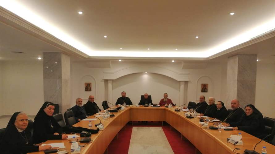مطارنة الروم الكاثوليك: للتعقل والتصرف بحكمة لتجنيب لبنان الحرب الشاملة 