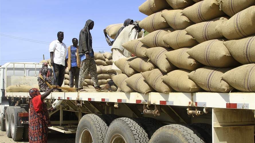 السلطات السودانية الموالية للجيش تمنع المساعدات عبر الحدود لدارفور      