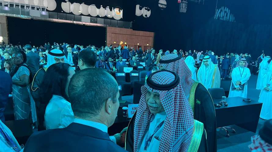 وزير الصناعة الإسرائيلي يلتقي نظيره السعودي على هامش مؤتمر تستضيفه الإمارات