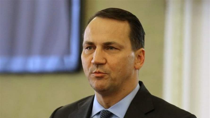 وزير خارجية بولندا يحمّل رئيس مجلس النواب الأميركي مسؤولية أي هزيمة في أوكرانيا  