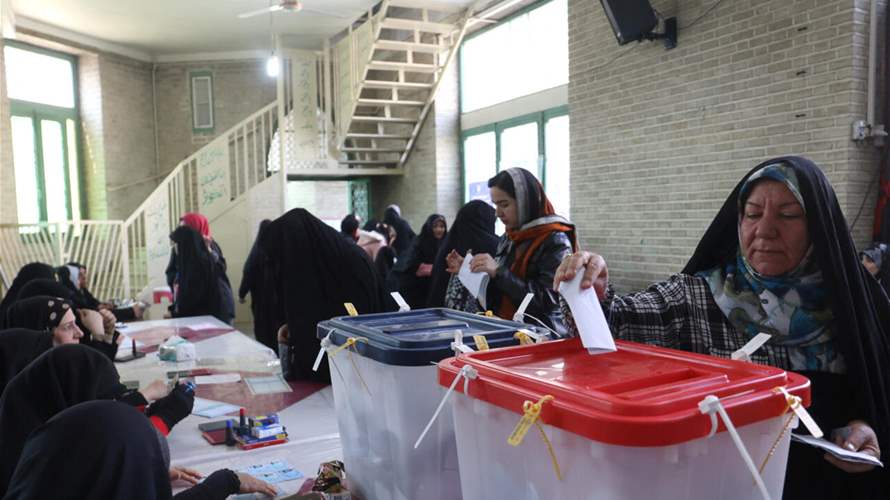 نسبة المشاركة في الانتخابات التشريعية الايرانية بلغت 41%