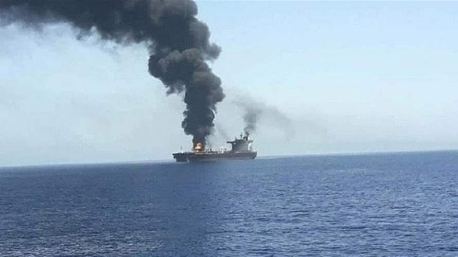 إصابة سفينة بصاروخ قبالة سواحل اليمن