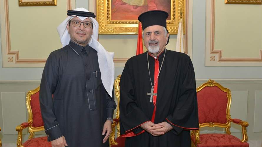 سفير المملكة لدى لبنان يزور بطريرك السريان الكاثوليك الأنطاكيّ