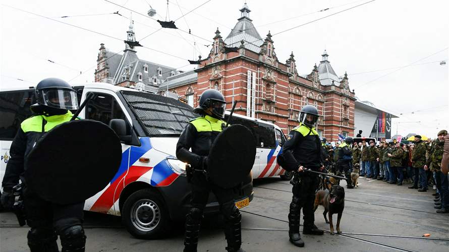 Dutch police states a burning object was thrown at Israeli embassy in the Hague 