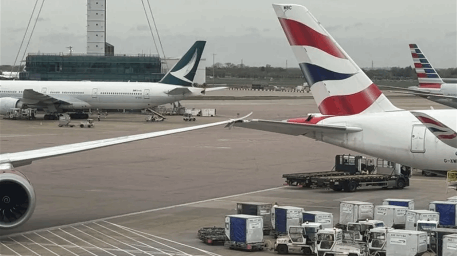 اصطدام طائرتين على أرض مطار هيثرو في لندن... إليكم التفاصيل! (فيديو)