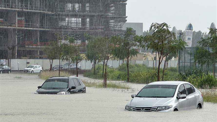 At least one dead following heavy rains in UAE