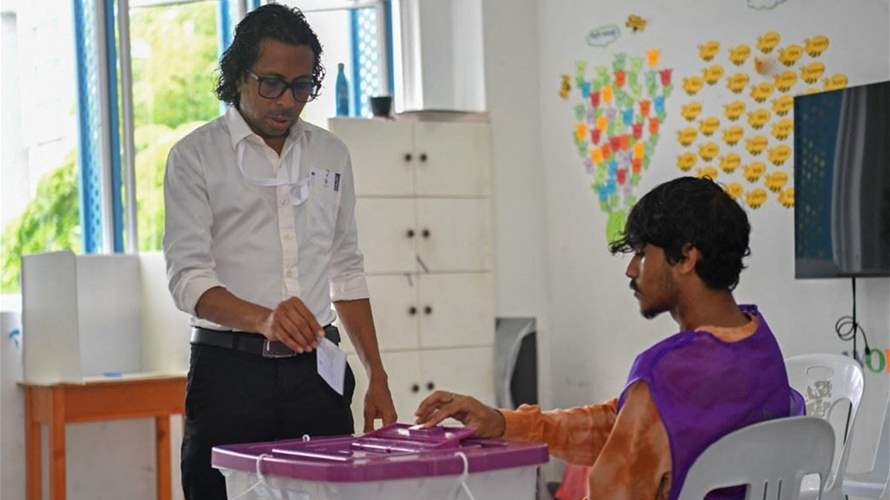 جزر المالديف تجري إنتخابات تحدد مصير العلاقات مع الهند والصين