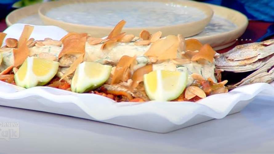 السمكة الحرة البيروتية وحلوى المهلبية... طبقان شهيان على طريقة الشيف فادي زغيب (فيديو)