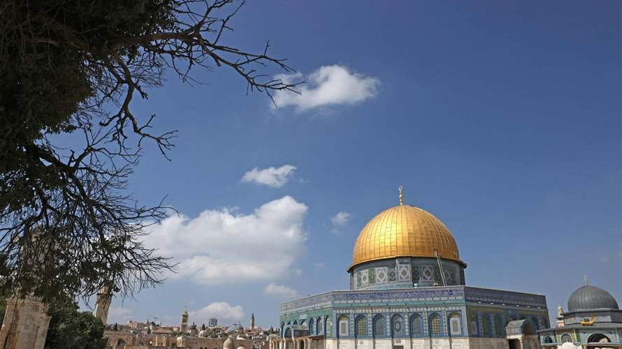 Over 430 settlers storm Al-Aqsa Mosque on third day of Passover holiday: Al Jazeera reports