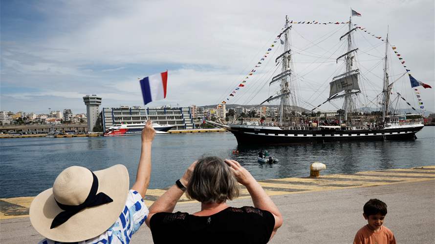 Paris 2024 Olympics flame sets sail for France