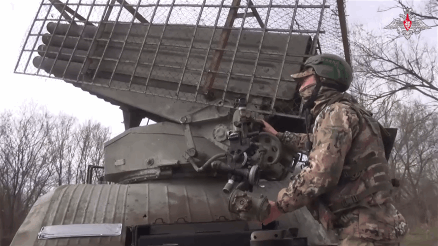الجيش الروسيّ يعلن سيطرته على قرية أوكرانية جديدة في القرب من أفدييفكا في الشرق