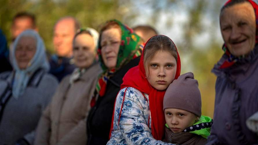 أوكرانيا تخلي بلدات حدودية من سكانها في منطقة خاركيف