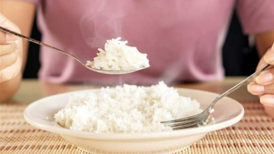 هل تريدون إعادة تسخين الأرز؟ انتبهوا من المخاطر والبكتيريا الموجودة!  