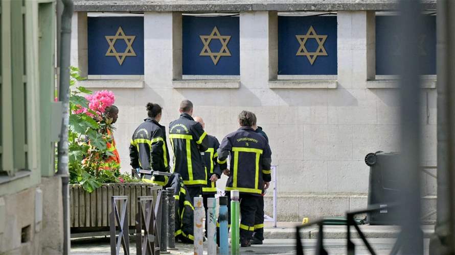 French Interior Minister: The person who set fire to the synagogue in Rouen is of Algerian origin