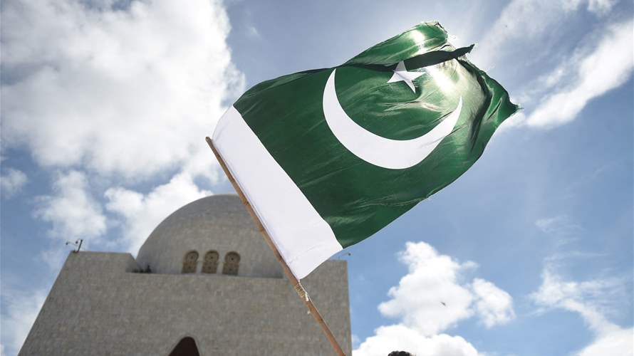 باكستان أعلنت يوم حداد وتنكيس العلم احترامًا لرئيسي