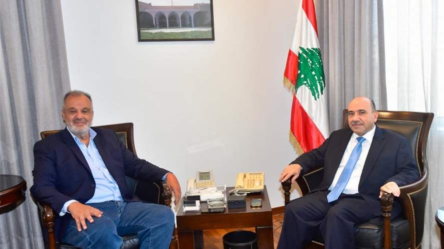 بوشكيان بحث مع الحديد في العلاقات الصناعية بين لبنان والأردن