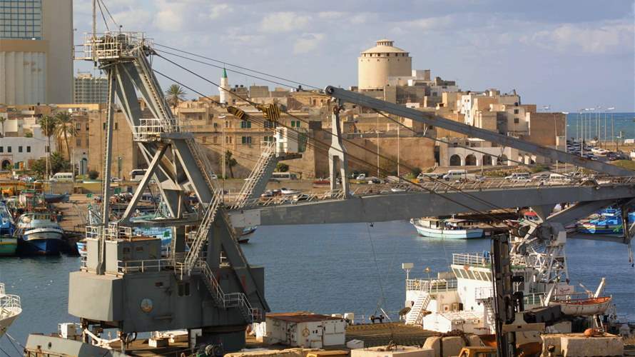 LBCI sources: 400 Turkish pistols seized at Tripoli Port hidden among iron plates